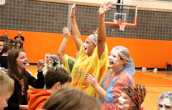  Pep rally q1 pie