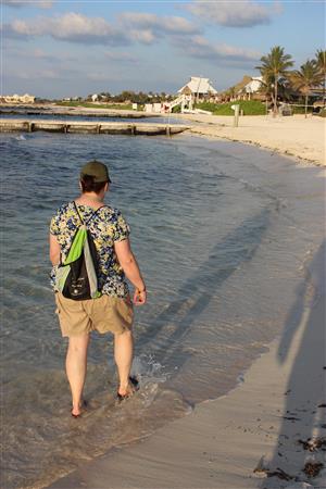Beachcoming at the Atlantic Ocean 